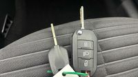 Peugeot 208 1.2 Hybrid 100ch Active e-DCS6 — photo 16