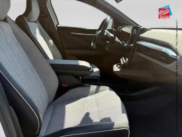 Renault Megane e-tech electric ev60 220ch techno super charge — photo 5