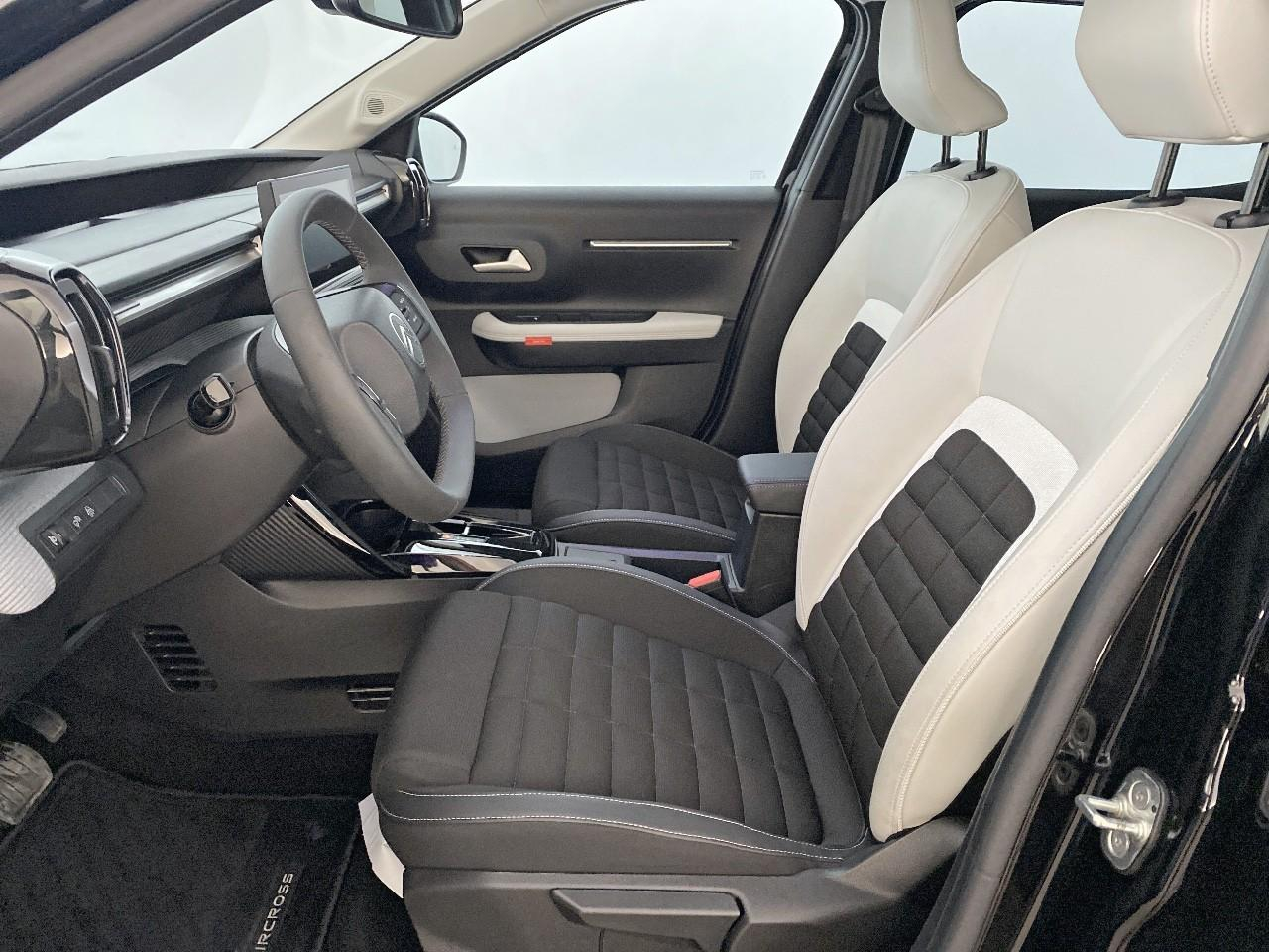 Citroën C3 Aircross hybride 145 ch aut max — photo 9