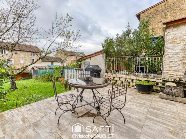 Maison 6P à Jujurieux avec Jardin et Dépendance