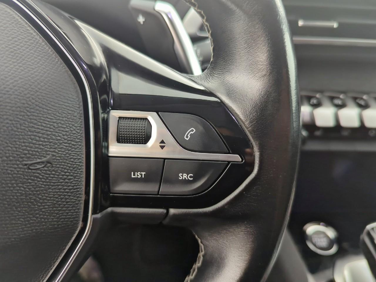 Peugeot 3008 puretech 130ch s&s eat8 allure pack — photo 20