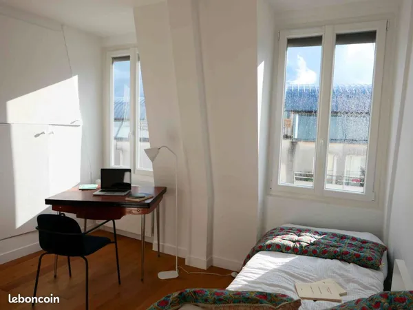Joli studio à Belleville