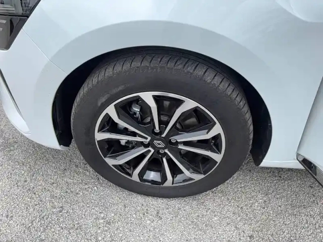Renault Clio e-tech full hybrid 145 ch gsr2 — photo 9