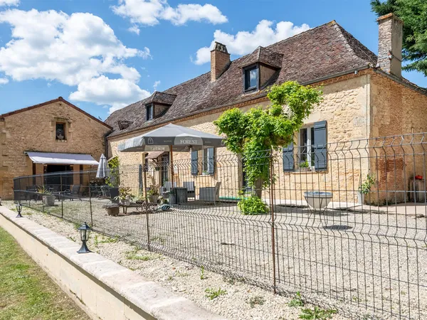 Lalinde - Maison En Pierres, Gite, Spa, Bordure De Dordogne