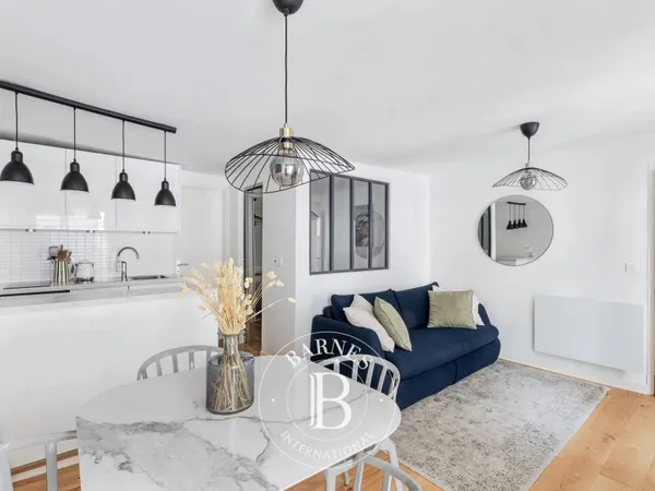 Vente Appartement - Paris 4 - Eglise Saint-Antoine - Rénové - Ascenseur - Exclusivité
