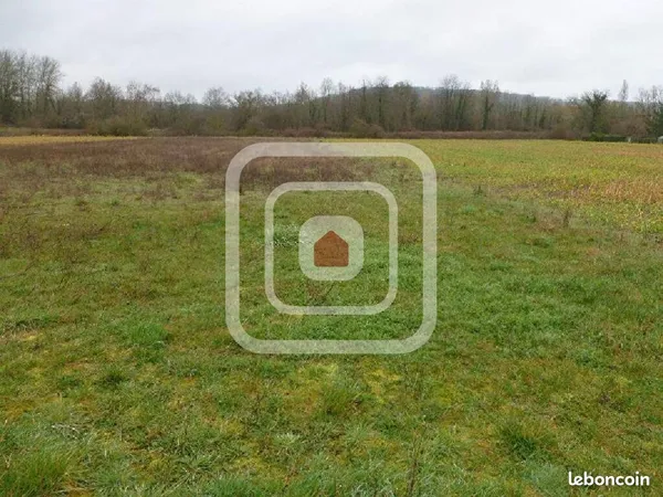 Terrain 5428 m² VAILLY SUR AISNE