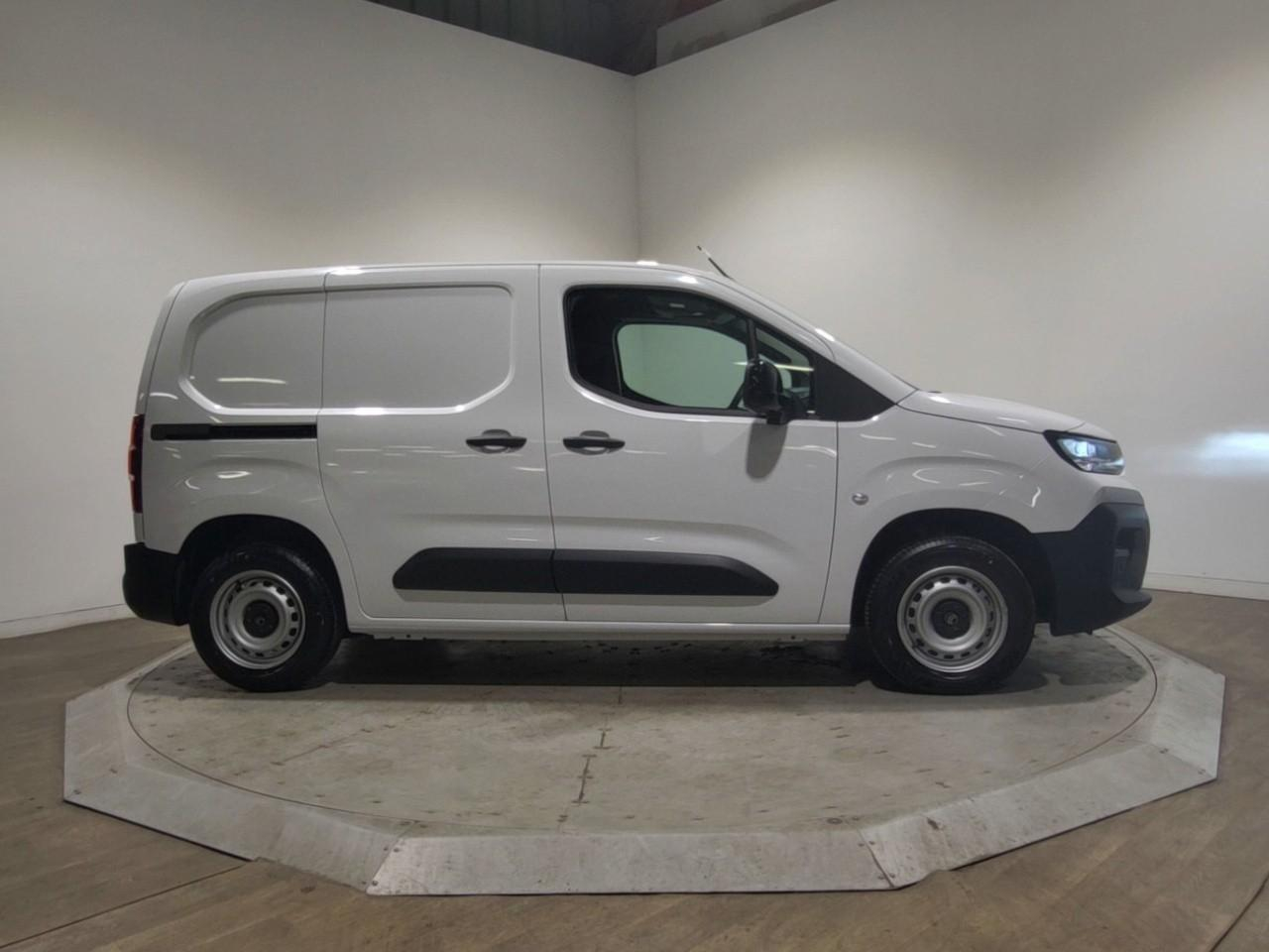 Citroën Berlingo van m diesel 100 ch manuelle — photo 6