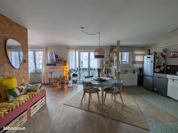 🏠 Chambre meublée avec clé perso - Montferrand - 450 CC (tout inclus) - Colocation avec propriétaire