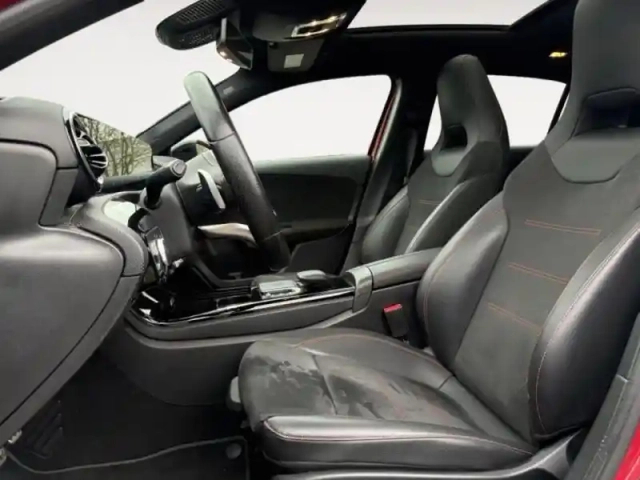 Mercedes Classe A 200 d 150ch amg line 8g-dct — photo 9