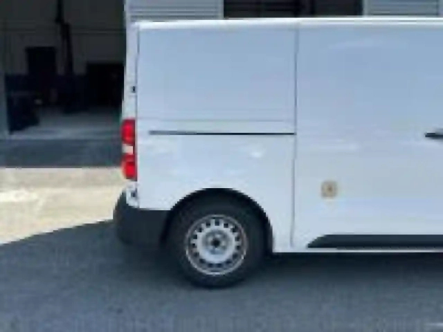 Citroën Jumpy fg m 1.5 bluehdi 120ch s&amp;s driver — photo 6
