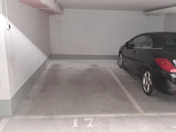 Parking proche gare Montparnasse 100