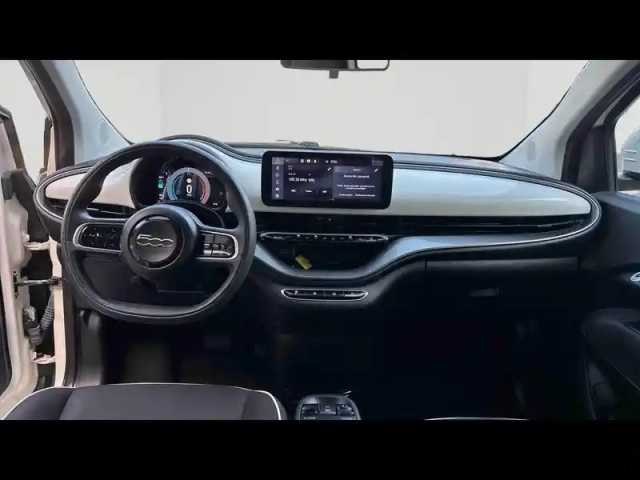Fiat 500 e 118ch my23 — photo 12