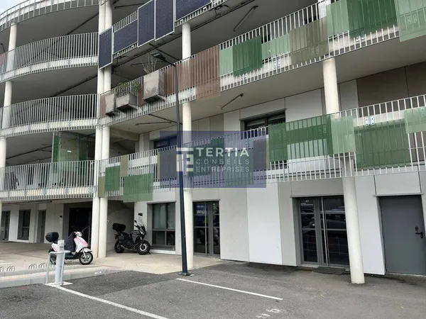 Bureaux 247 m²