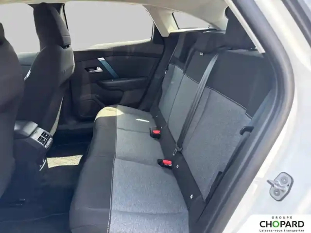 Citroën C4 e- 136 ch automatique — photo 11