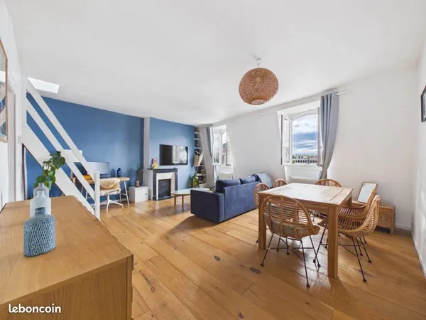 55m2 meublé avec rooftop à 2 mins de gare d'Asnieres