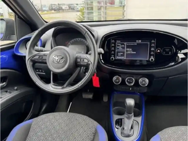 Toyota Aygo 1.0 vvt-i 72 design cvt — photo 5