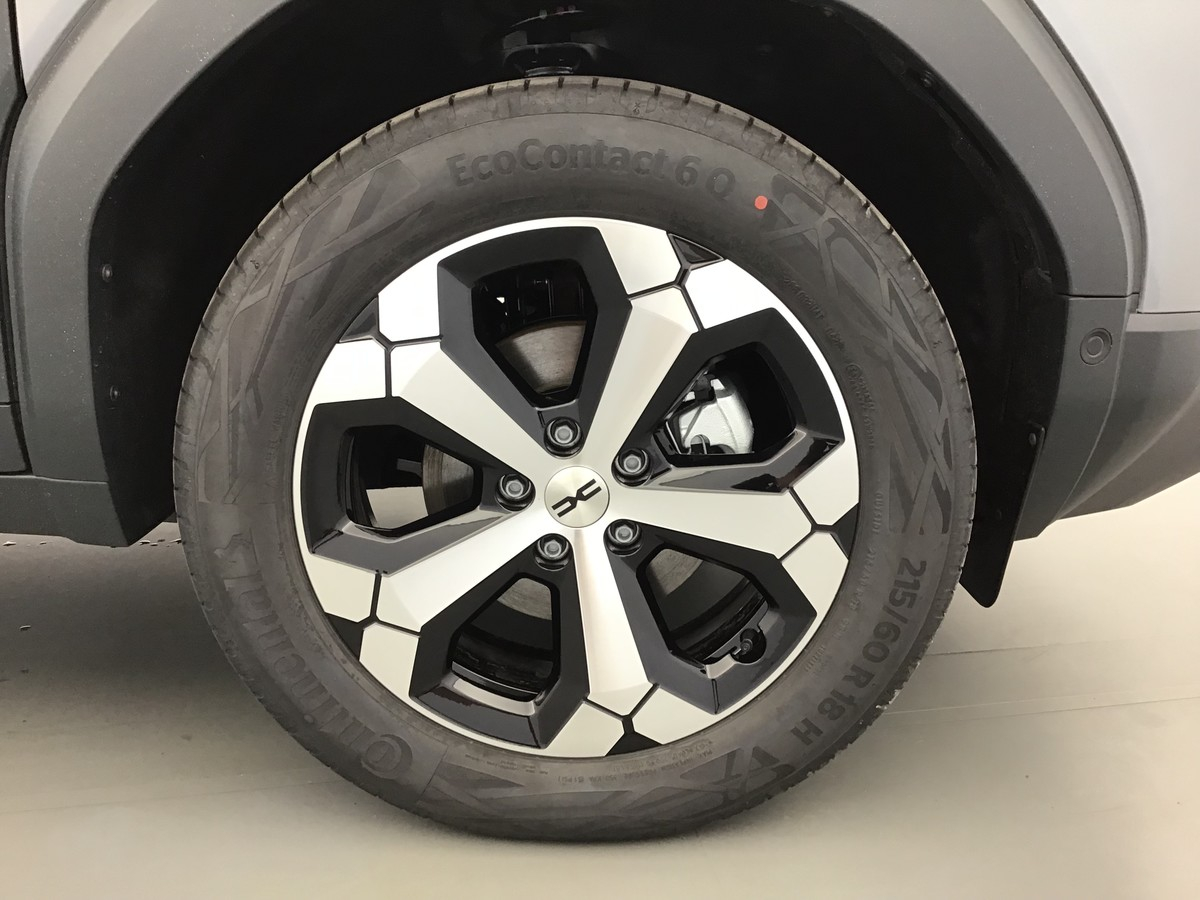 Dacia Duster — photo 30