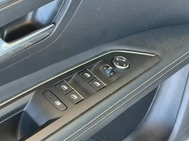Peugeot 3008 plug-in hybrid 225ch gt e-eat8 — photo 7