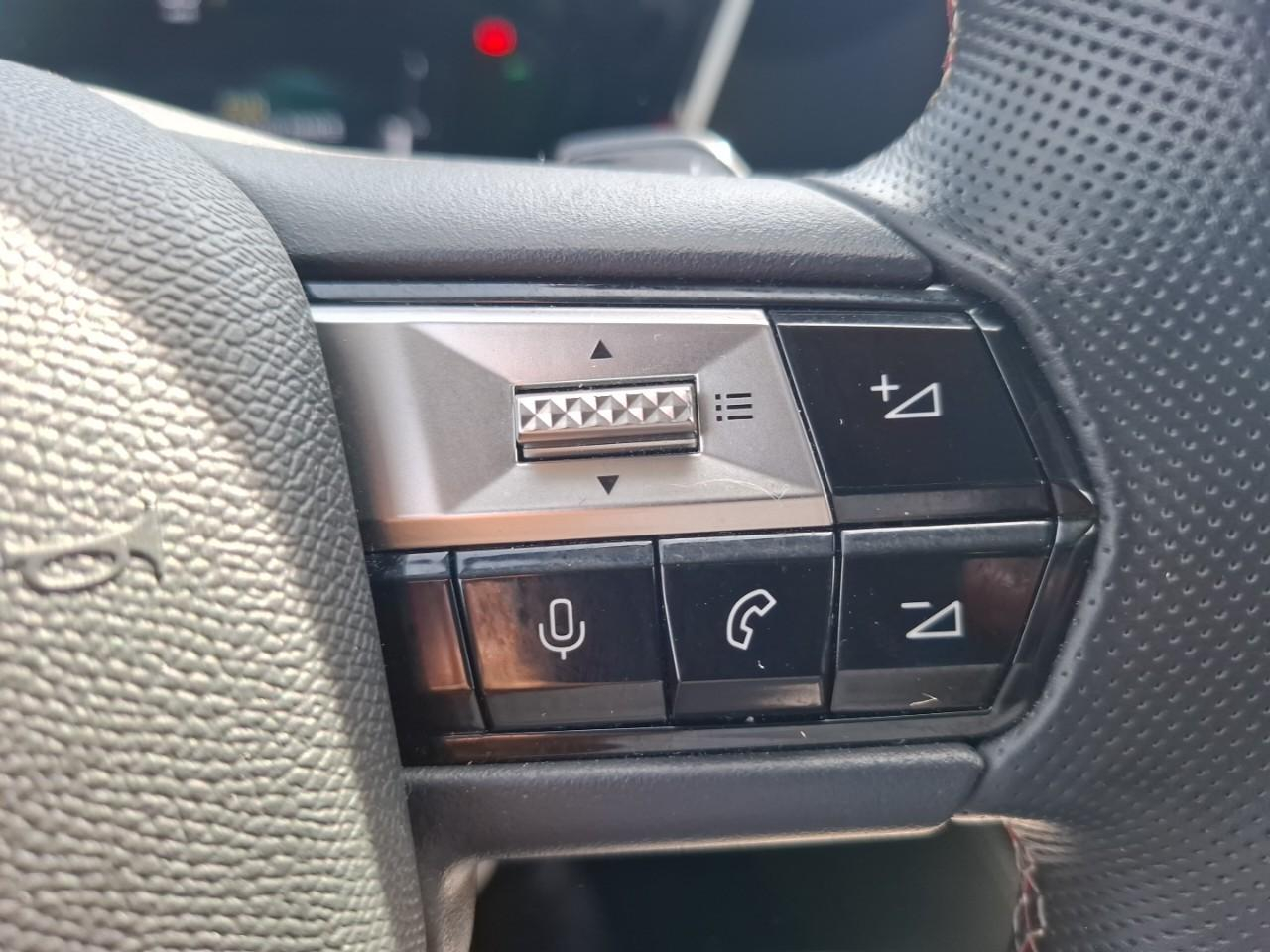 Ds Ds 4 puretech 130ch performance line + automatique — photo 15