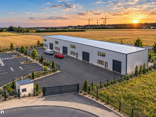 Locaux d'activité neufs sécurisés - Vennecy
