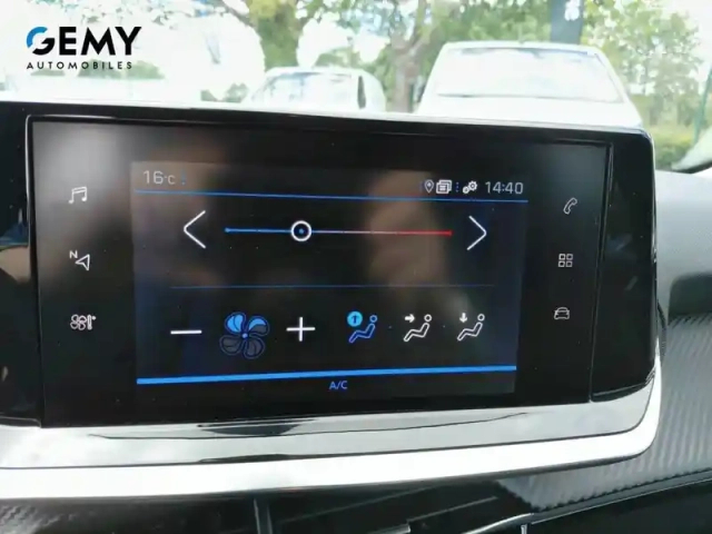 Peugeot 208 puretech 100 s&amp;s bvm6 — photo 14