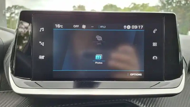 Peugeot 2008 puretech 100 s&amp;s bvm6 — photo 23