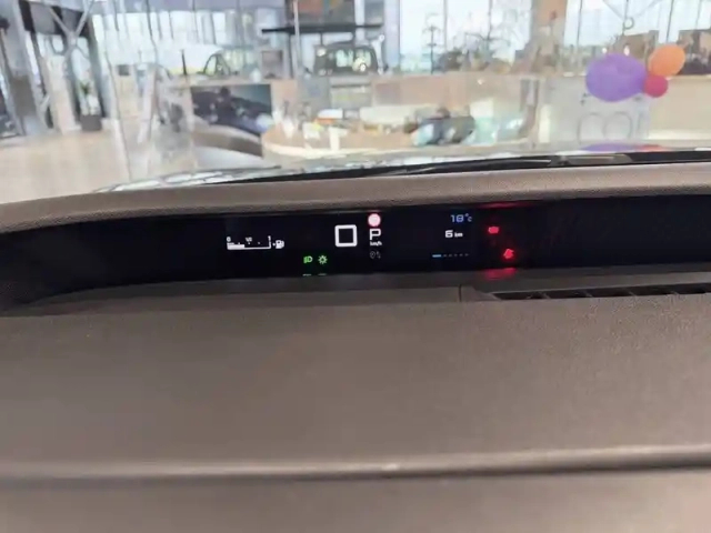Citroën C3 hybride 110 ch e-dcs6 — photo 10