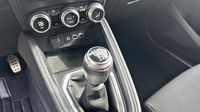 Renault Clio 1.0 TCe 90ch esprit Alpine - 25 — photo 15