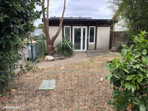 Maison meublée T2 50m² avec jardin et dépendances - Bouguenais les Couëts