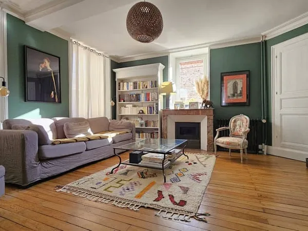 Maison 9 pièces 272 m²