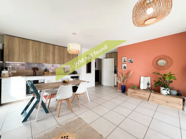 T4 avec terrasse et jardin à la vue sur les montagnes