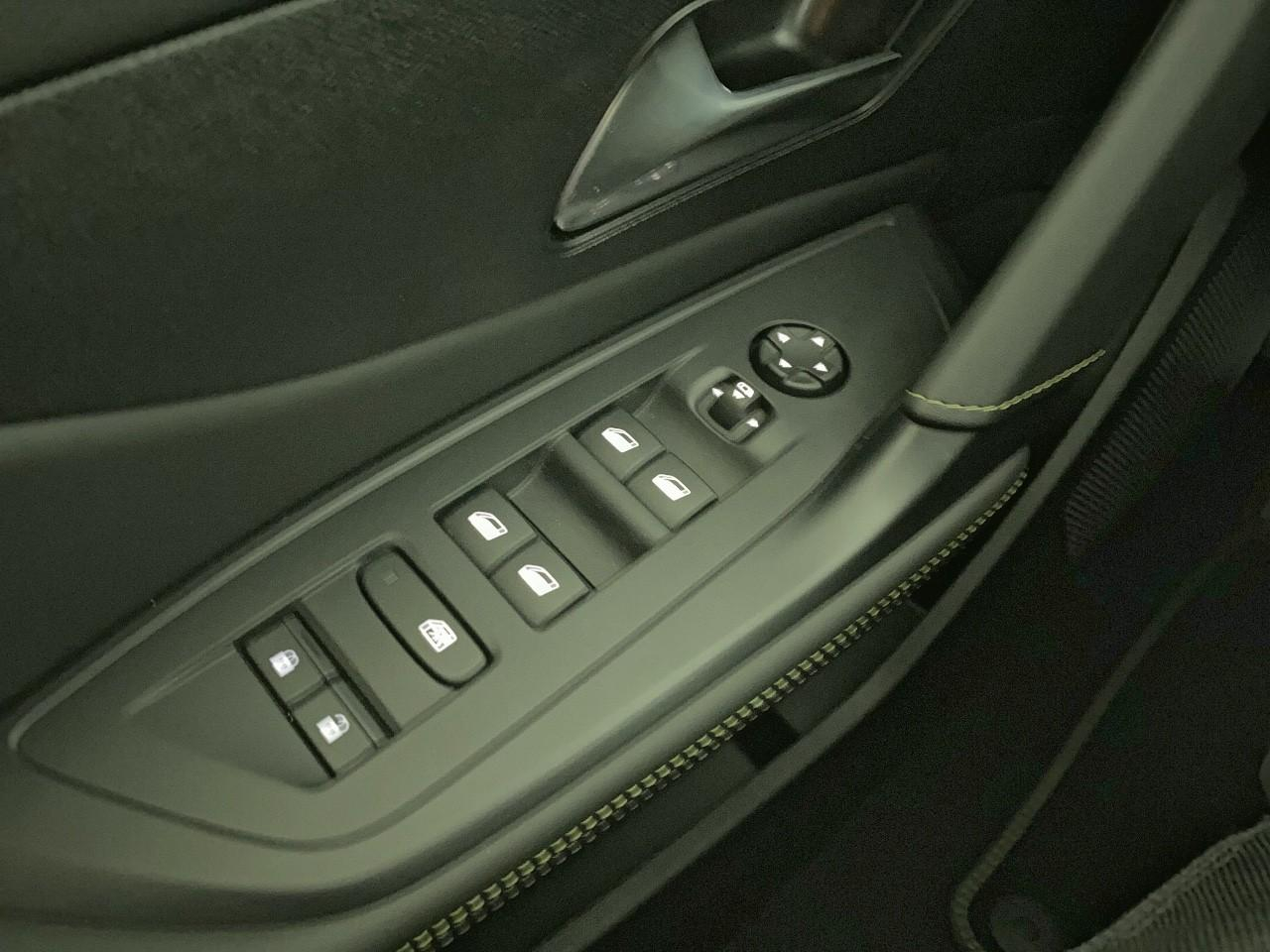 Peugeot 408 hybrid 145 e-dcs6 gt — photo 20