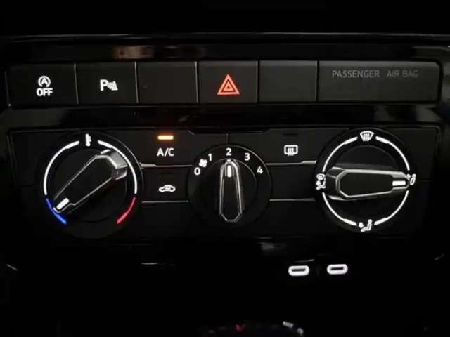Volkswagen T-Cross fl 1.0 tsi 116ch dsg7 life/life — photo 19