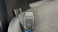 Toyota Corolla 1.8 140ch Design MY23 — photo 16