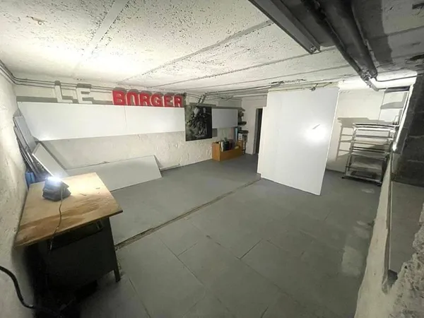 Parking/Garage/Box 28 m²