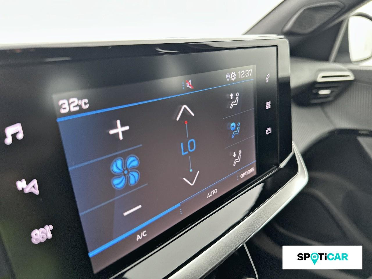 Peugeot 2008 1.2 puretech 100ch s&s active pack — photo 13