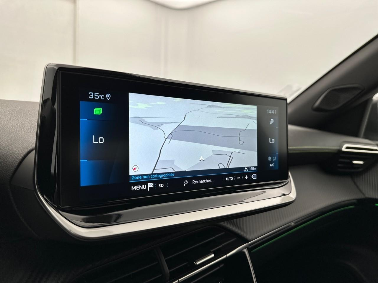 Peugeot 2008 puretech 130 s&s eat8 gt — photo 10