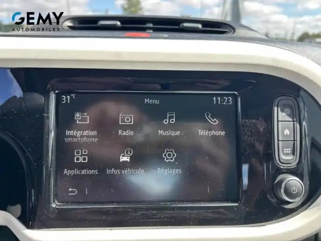 Renault Twingo iii achat intégral - 21 — photo 15