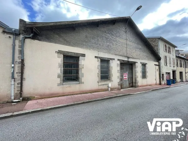 Local commercial 920 m²