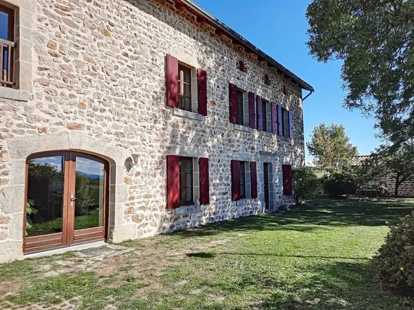 Maison 14 pièces 439 m²