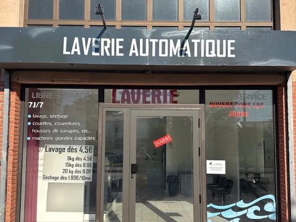 Local à disposition pour activité de repassage / pressing - Saint-Alban