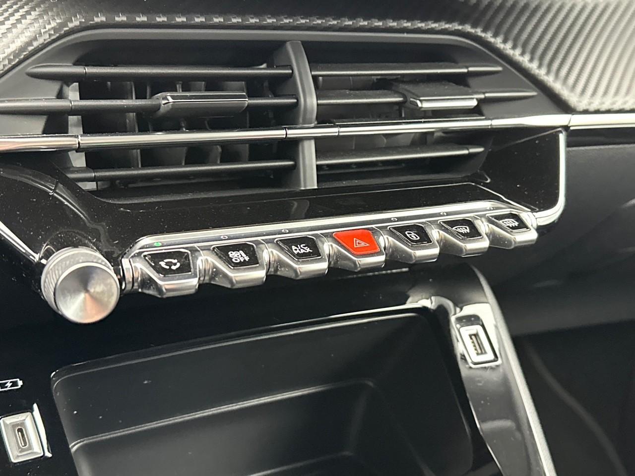 Peugeot 2008 puretech 100 s&s bvm6 style — photo 26