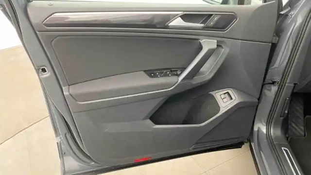 Volkswagen Tiguan 1.4 ehybrid 245ch dsg6 — photo 27
