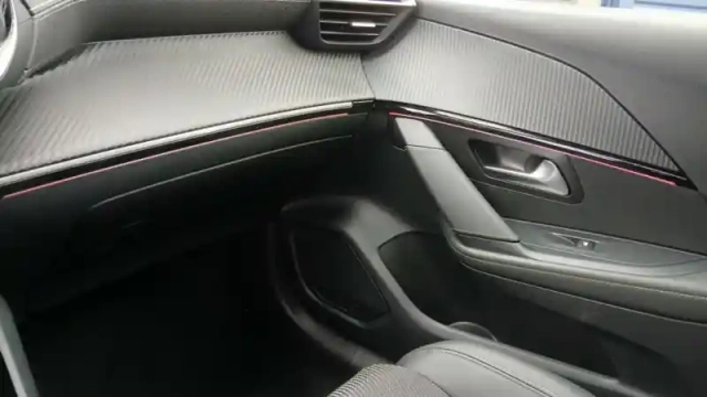 Peugeot 208 hybrid 110 e-dcs6 — photo 74