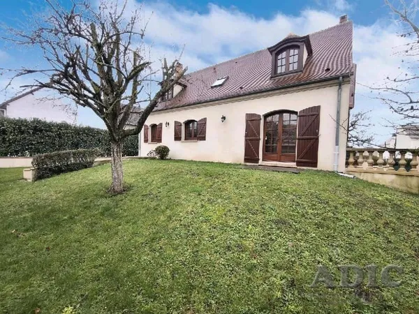 Maison 7 pièces 154 m²