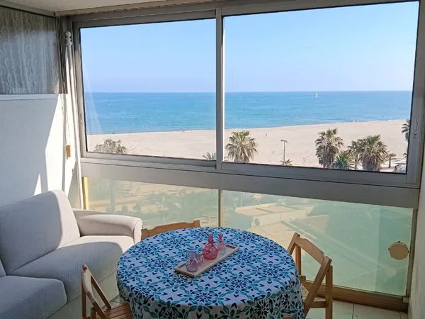 Studio vue mer (8 mois, jusqu'à fin juin)