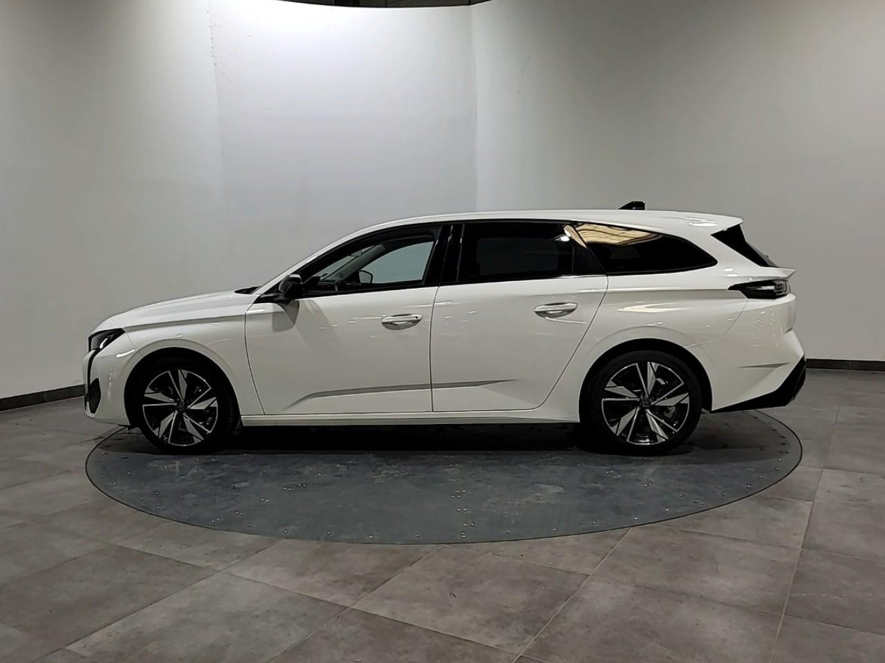 Peugeot 308 sw puretech 130ch s&s eat8 allure — photo 2