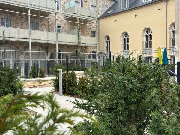 T2 Saint-Claude Besançon avec place de parking