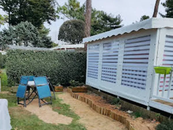 TERASSE MOBIL HOME EN PVC BLANC