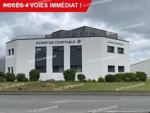 Bureaux 617 m²